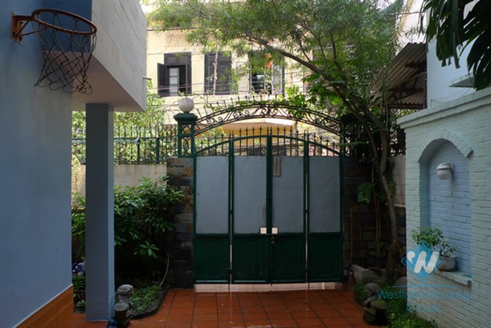 Good house for rent in Doi Can st, Ba Dinh area 